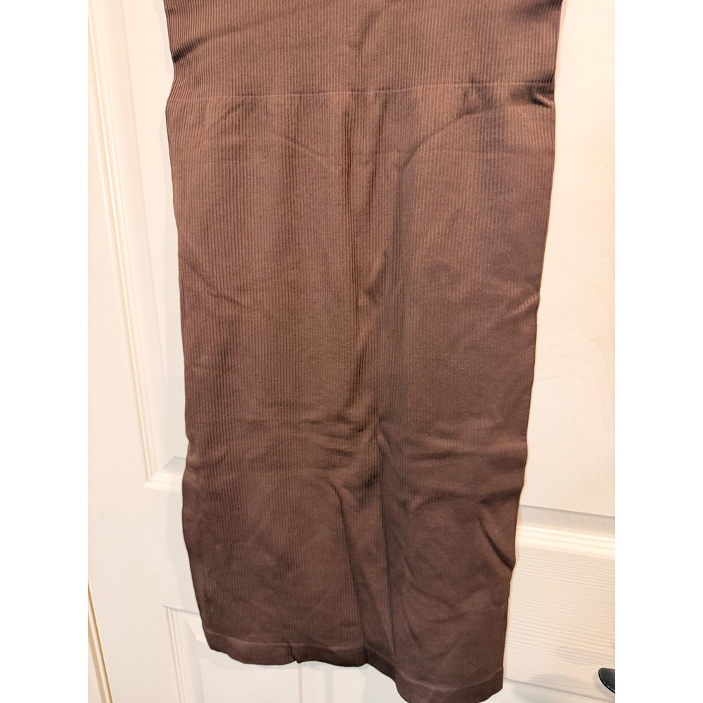 #B2 OQQ Ribbed Bodycon Dress Sz. Large Brown Sleeveless Midi PTP: 15" - 20" - Picture 9 of 9